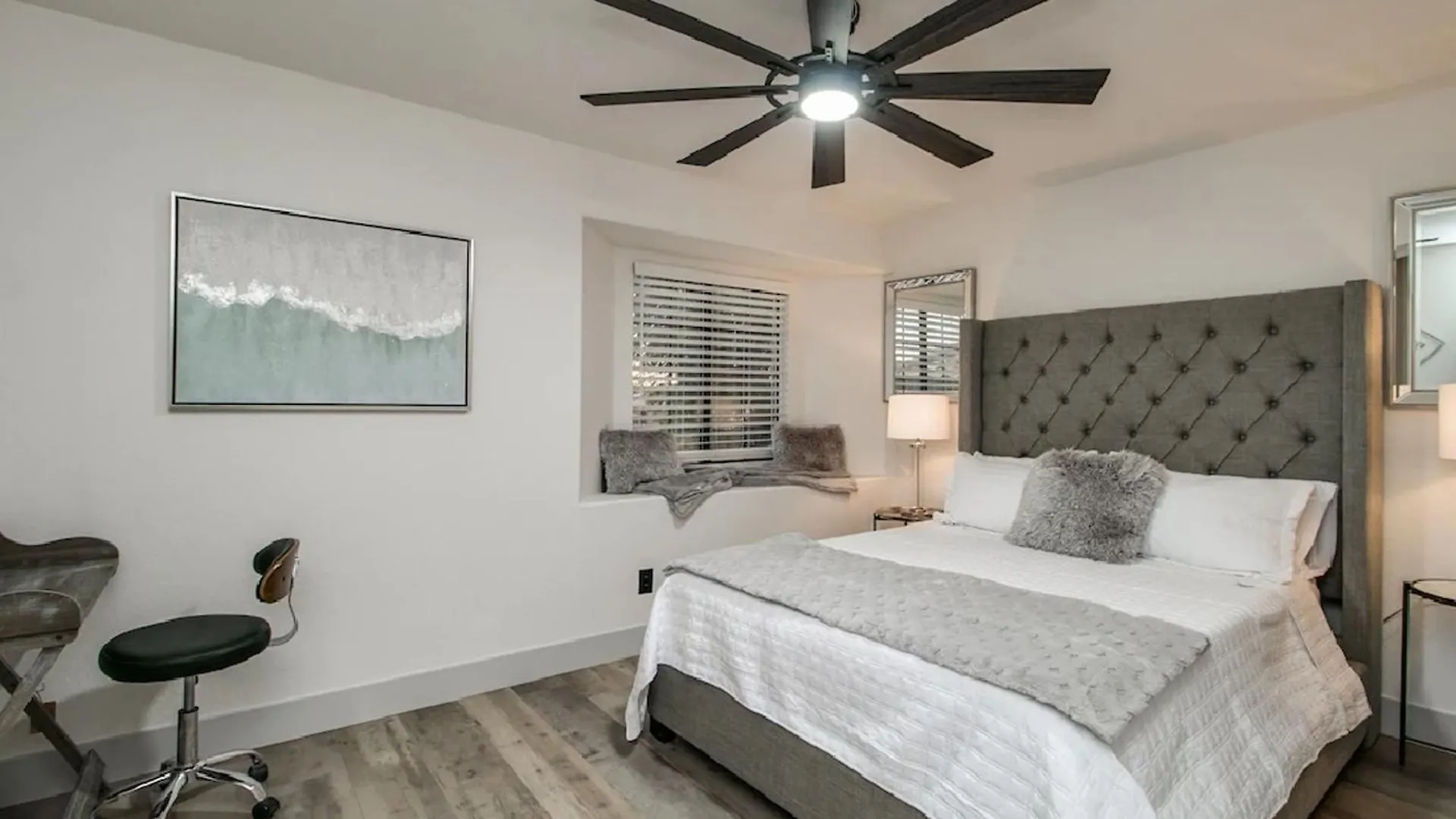 Newly Renovated 4 Bedroom Retreat Wpool Φοίνιξ 0*,